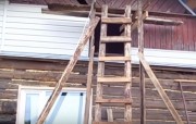 Видео как обшить деревянный дом сайдингом бюджетный вариант , не в ущерб качеству. 