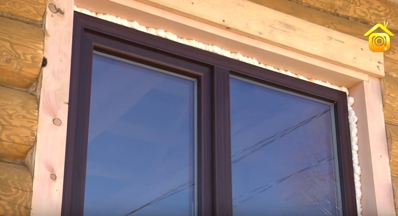 Как правильно построить сруб окна для деревянного дома